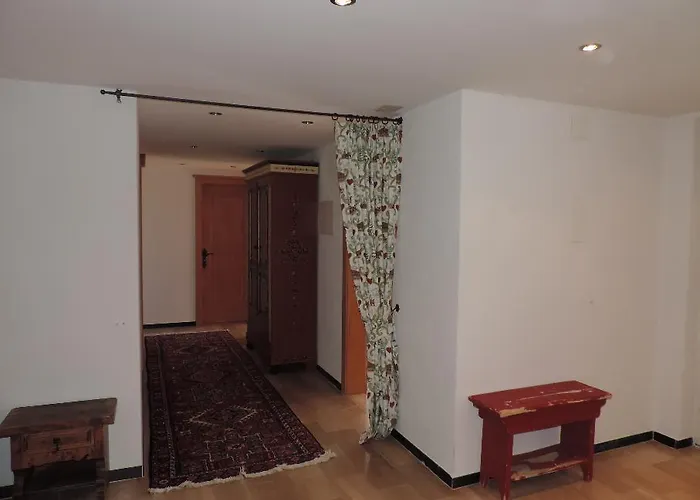 Canossa Apartament *